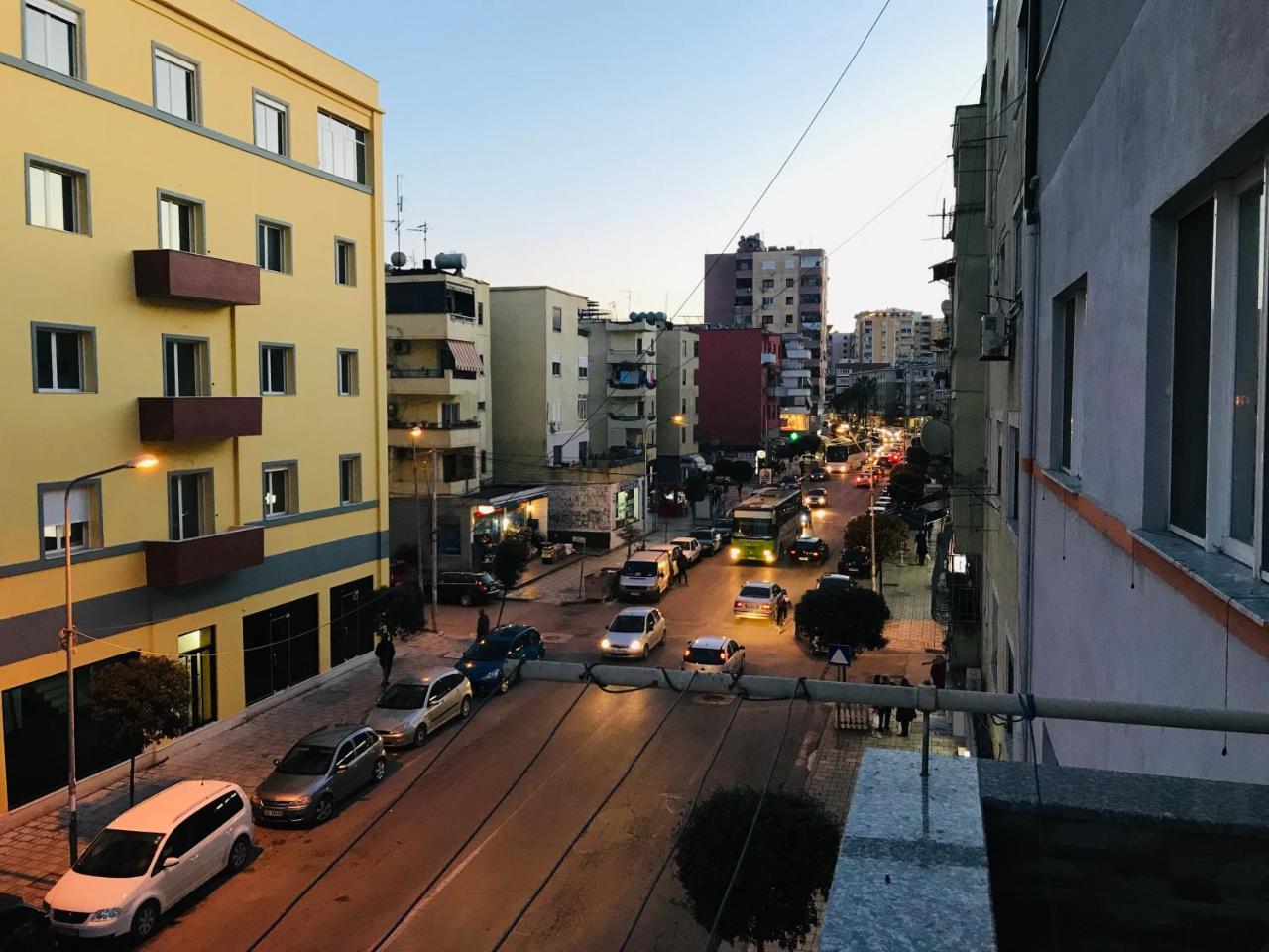 Port Side Rooms Durrës Exteriör bild